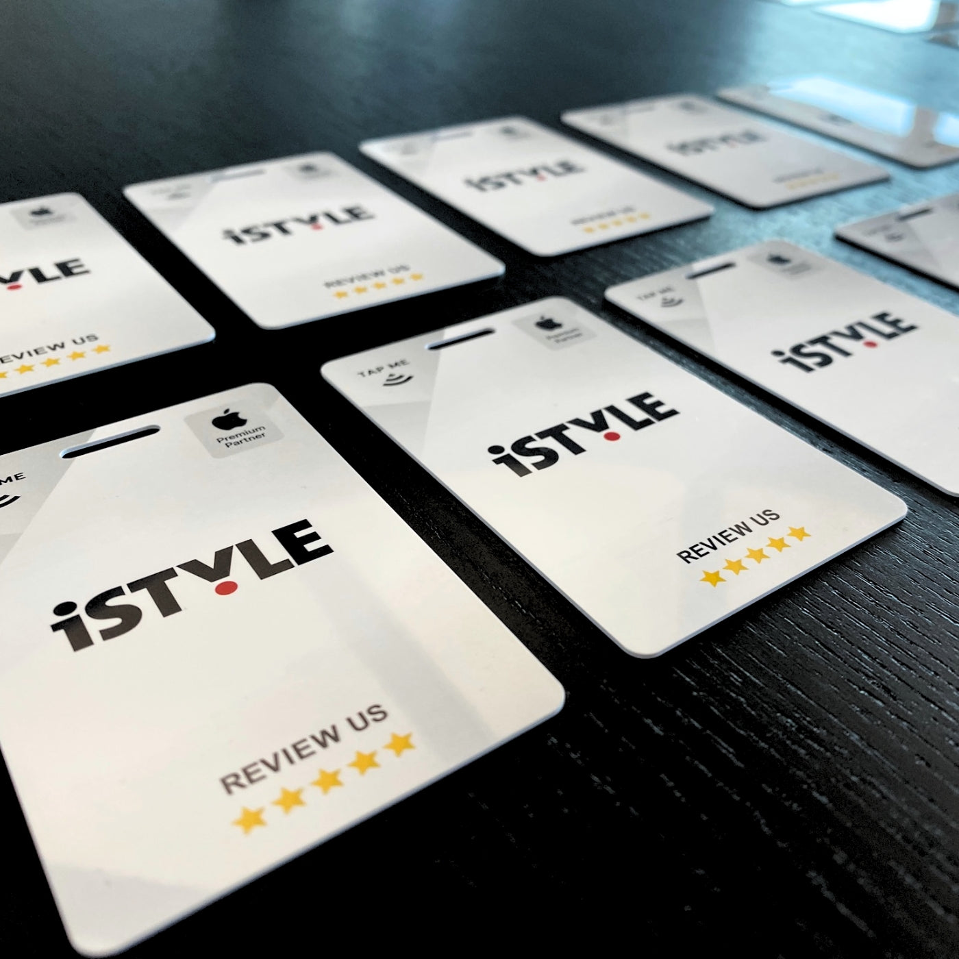 RATECARDS Ultimate Starter Kit (VIP Custom) – custom-branded NFC review card, stand and plate set, QR code backup